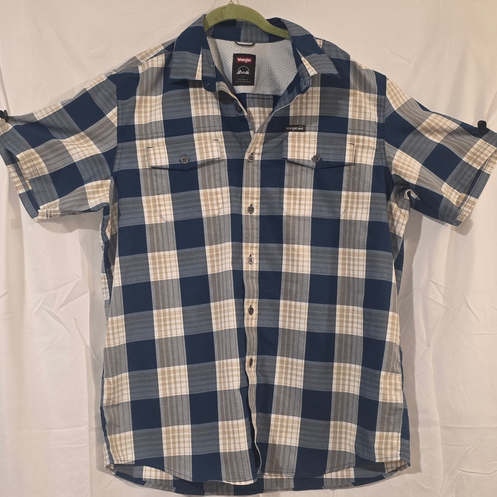 Wrangler Blue and White Plaid Men's Shirt